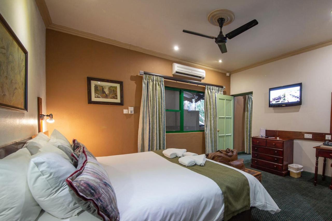 Diggers Inn Francistown Exterior photo